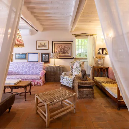Villa Isabo By Vacavilla Capannori